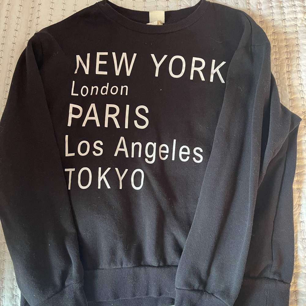 H&M crewneck